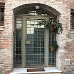La Casa Degli Zii Apartman *